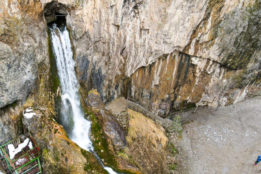 View to Abshir ata waterfall