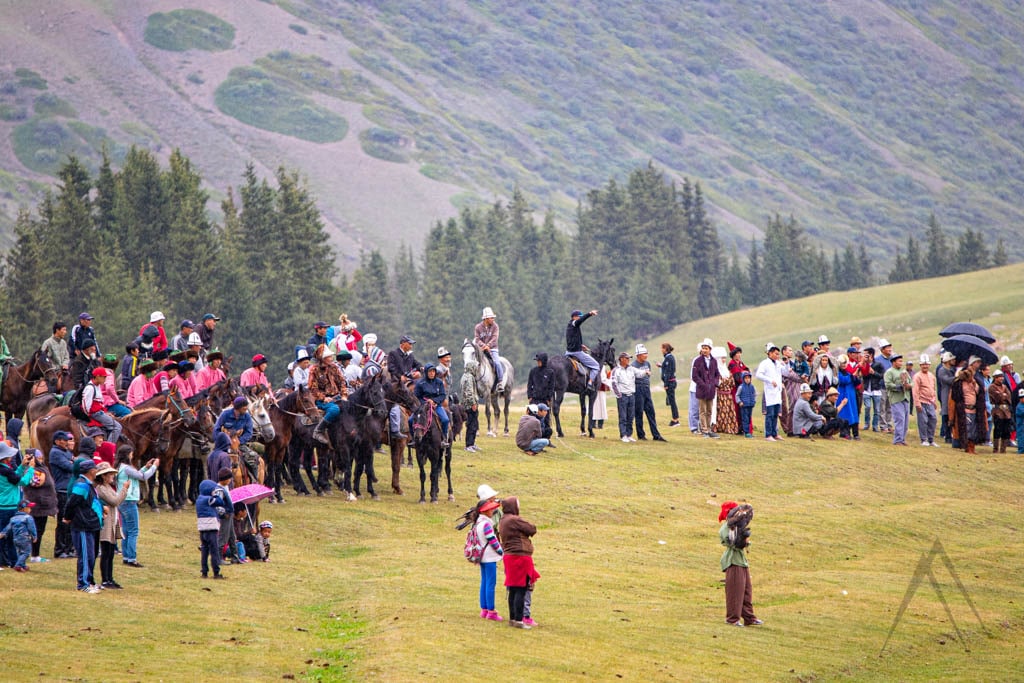 Eagle hunting competition in Issyk Kul