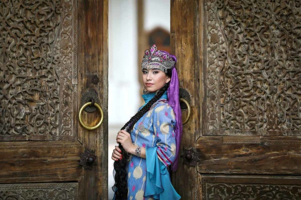 Uzbek jewellery as souvenir