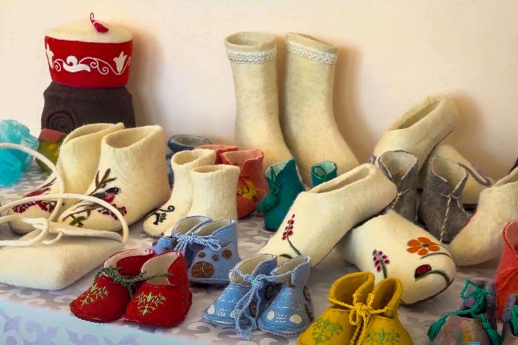 Kyrgyz camel wool products
