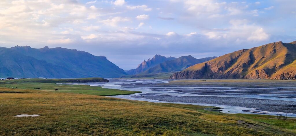 Kok Kiya valley near Kel Suu lake