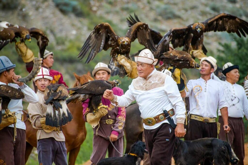 Kyrgyz culture show with eagle hunters and their eagles