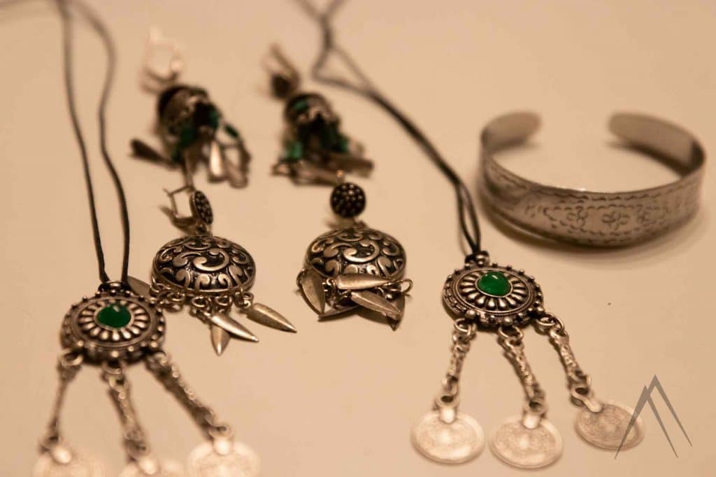 Kyrgyz jewellery
