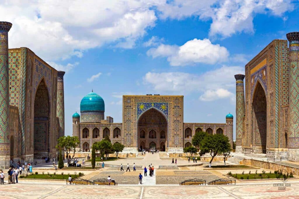 Samarkand registan Spanish tour